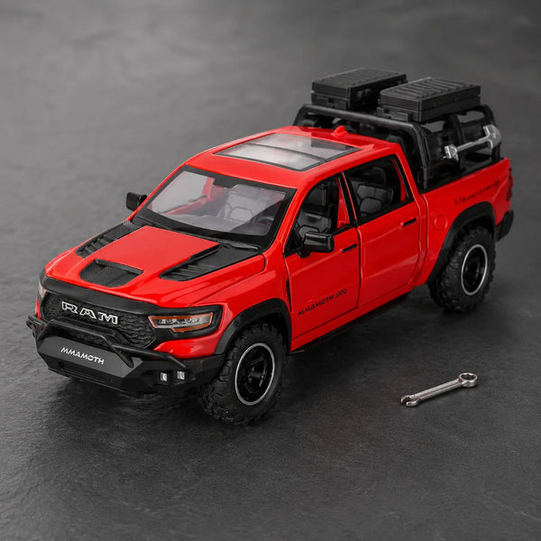 Dodge RAM Mammoth Pro 1:32 | Pick-Up Die-Cast con Luces Sonido Puertas que Abren y Accesorios | Escala 1:32 | Zinc y Goma | Pago al Recibir Honduras